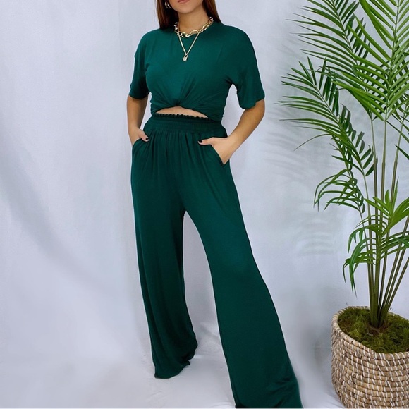 Three pieces Cute comfy Set for Women Summer Vacation Travel Loungewear Outfit. - Picture 3 of 10